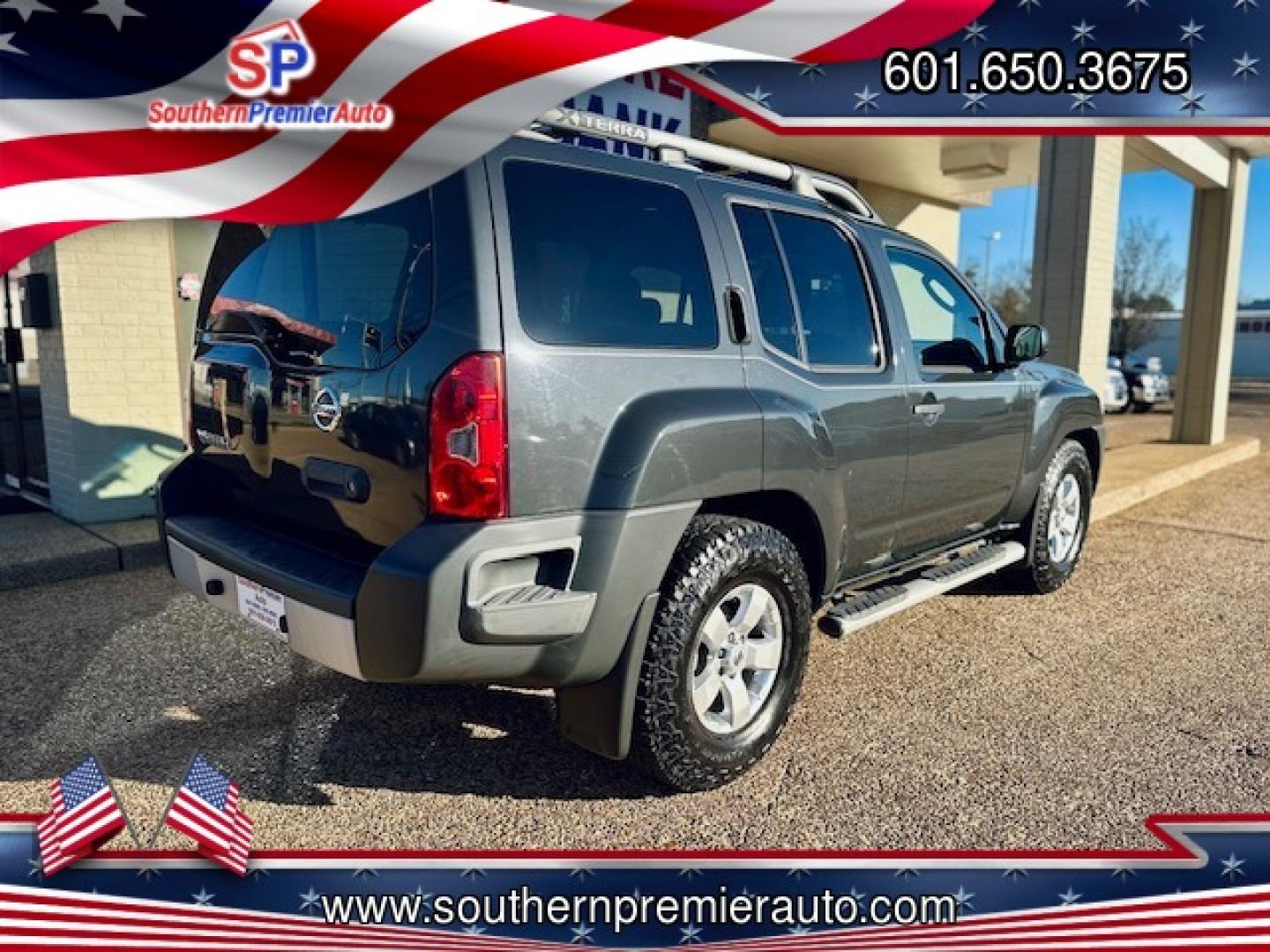 2010 GRAY NISSAN XTERRA S; SE; X; OFF (5N1AN0NU8AC) , located at 922 W. Beacon St., Philadelphia, MS, 39350, (601) 650-3675, 32.770447, -89.127151 - Photo#5